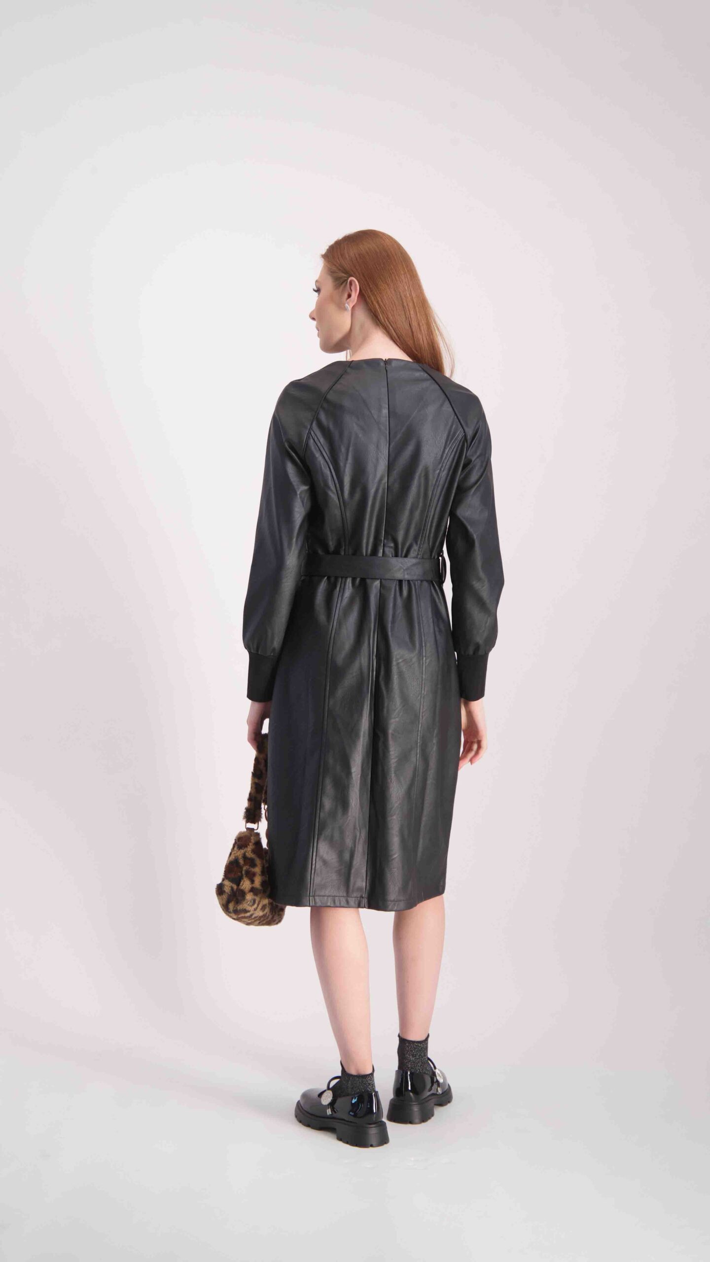 שמלת אליה שחור – תמונה 5