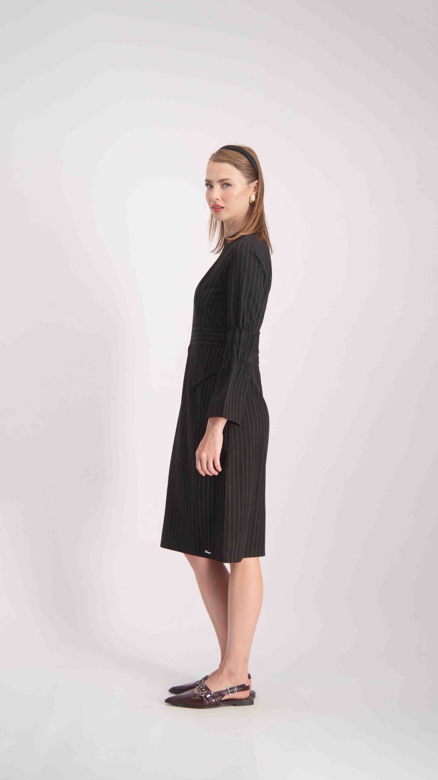 שמלת הדס שחור – תמונה 3