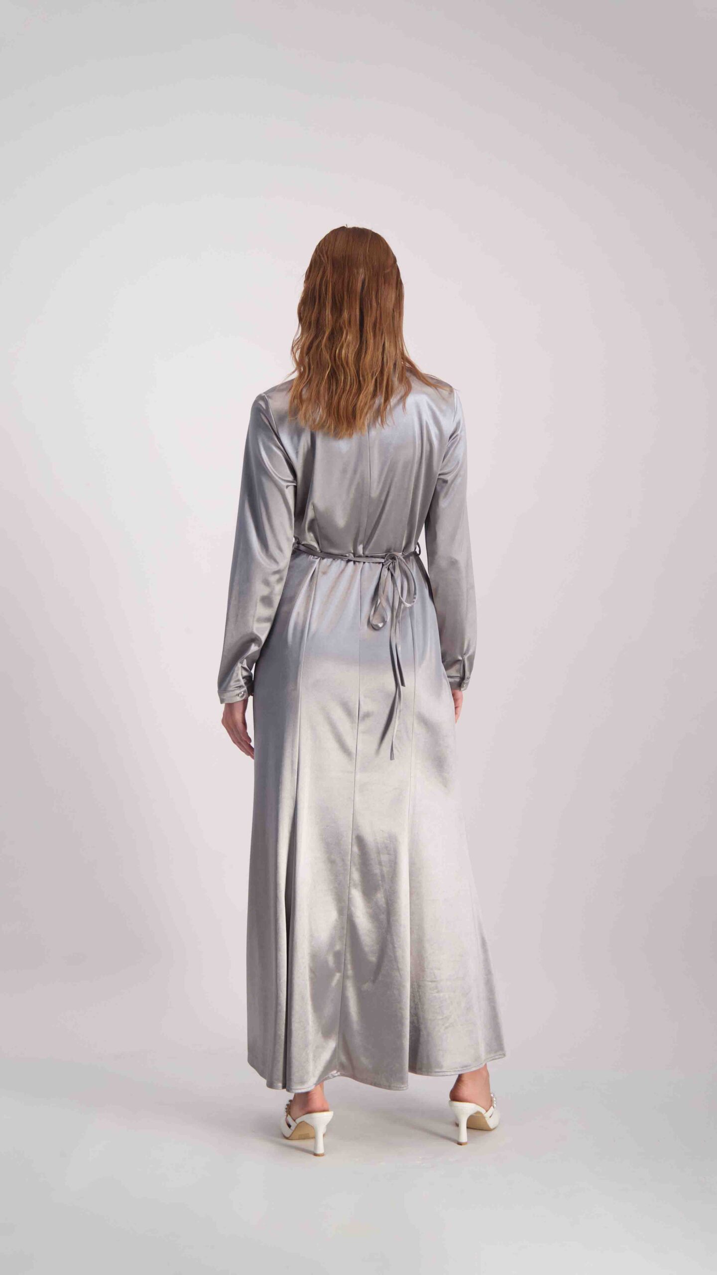 שמלת אדל מקסי כסף – תמונה 5