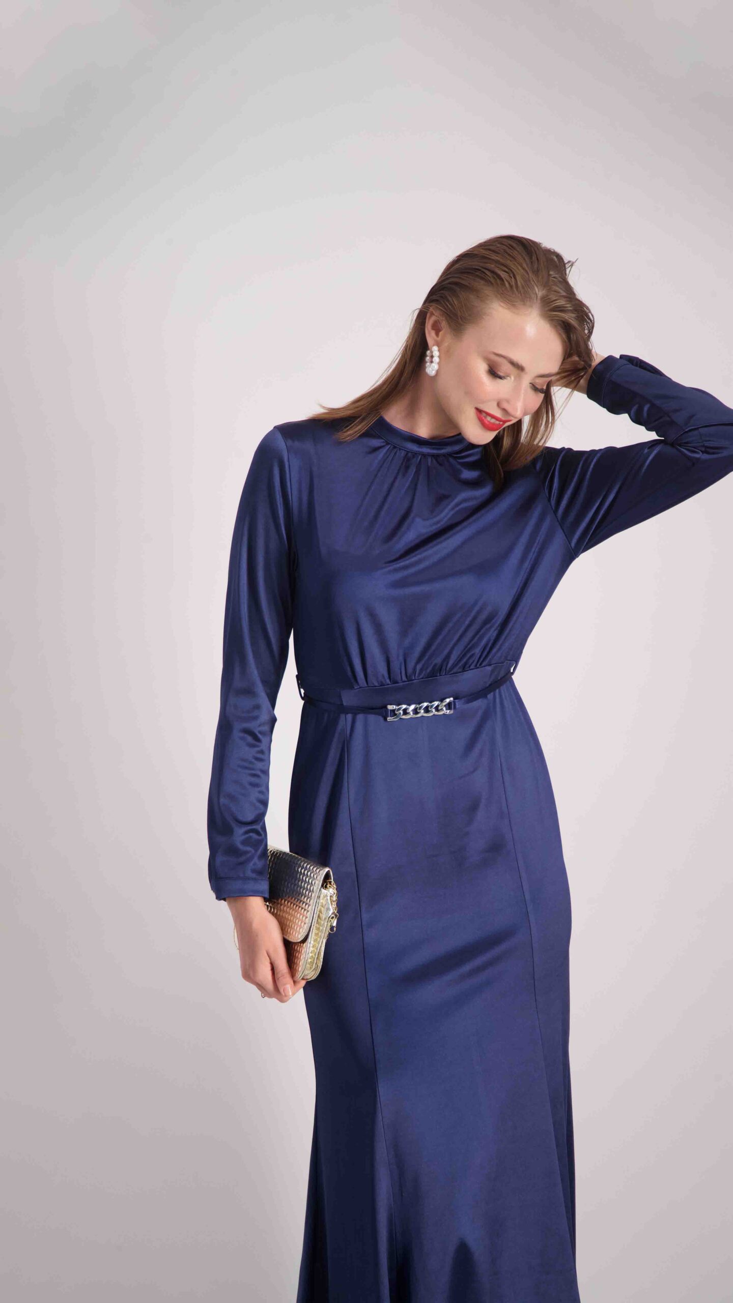 שמלת אדל מקסי נייבי