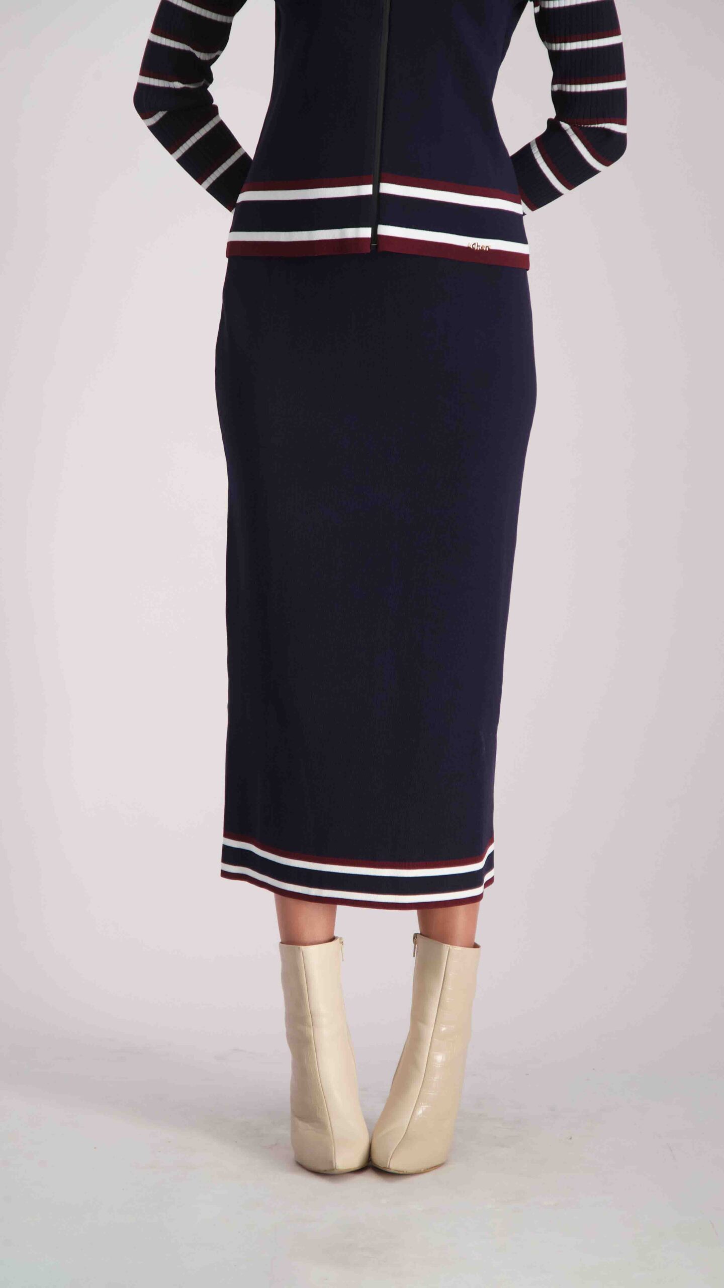 חצאית ריף שחור – תמונה 4