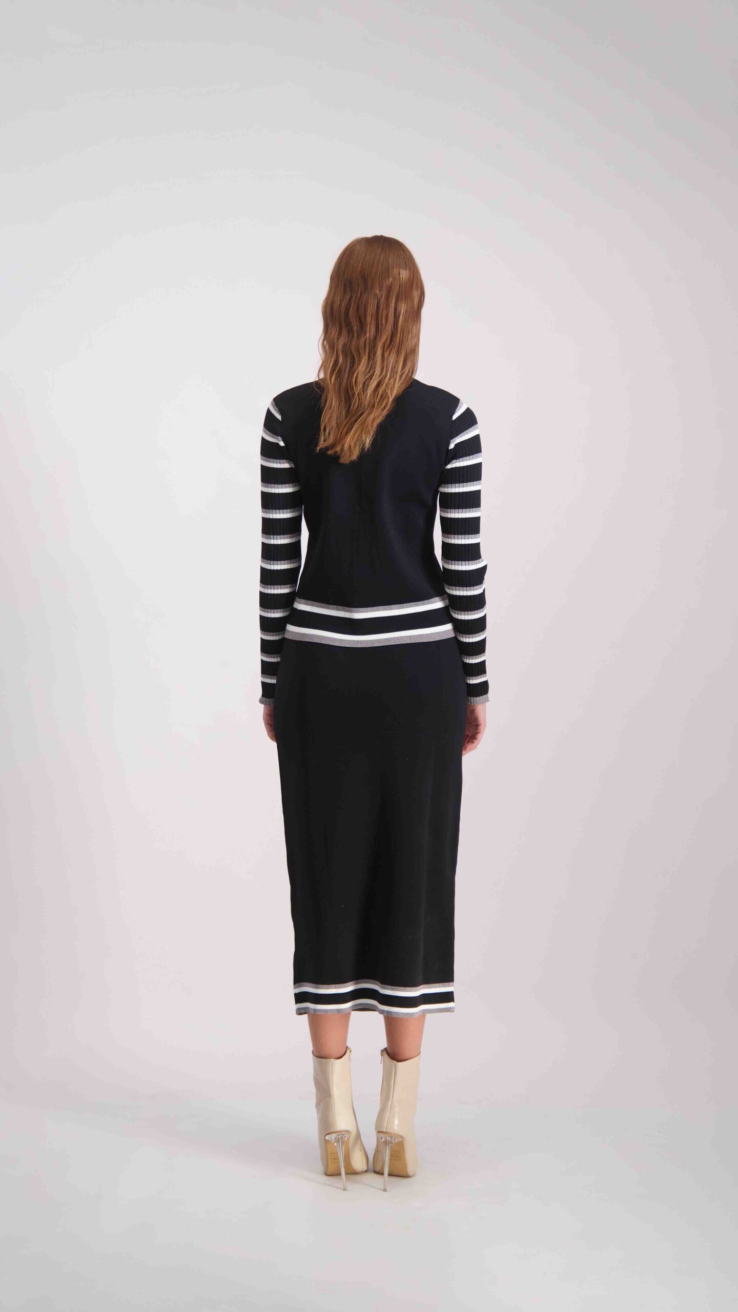 חצאית ריף שחור – תמונה 3