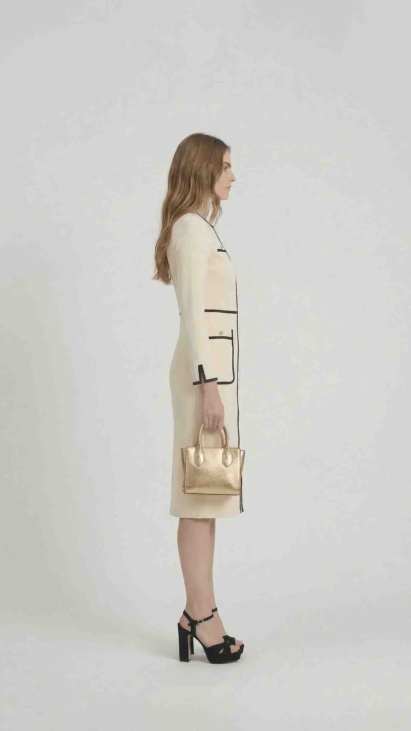 שמלת נעמה קרם – תמונה 3