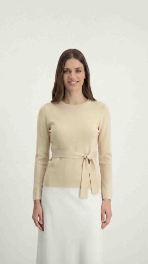 חולצת תפארת קרם