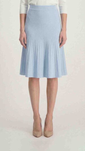 חצאית סריג מינה תכלת