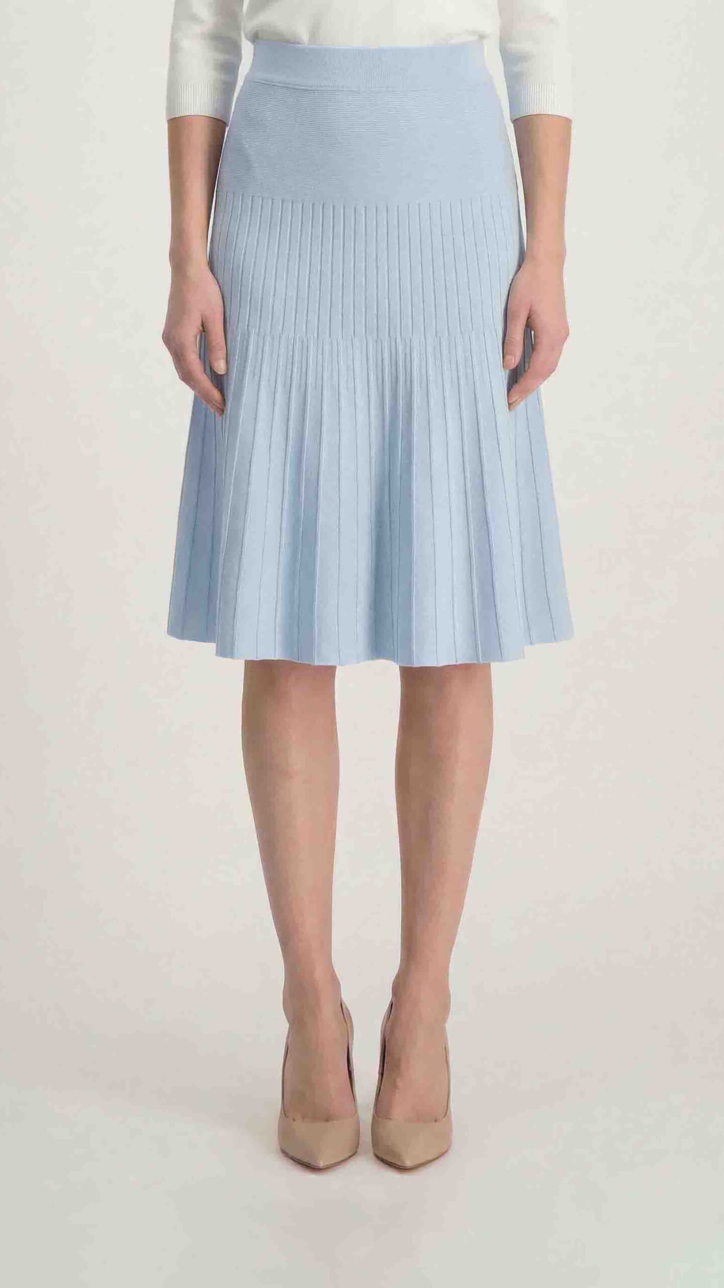 חצאית סריג מינה תכלת