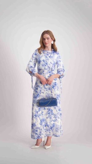 שמלת מעיין תכלת