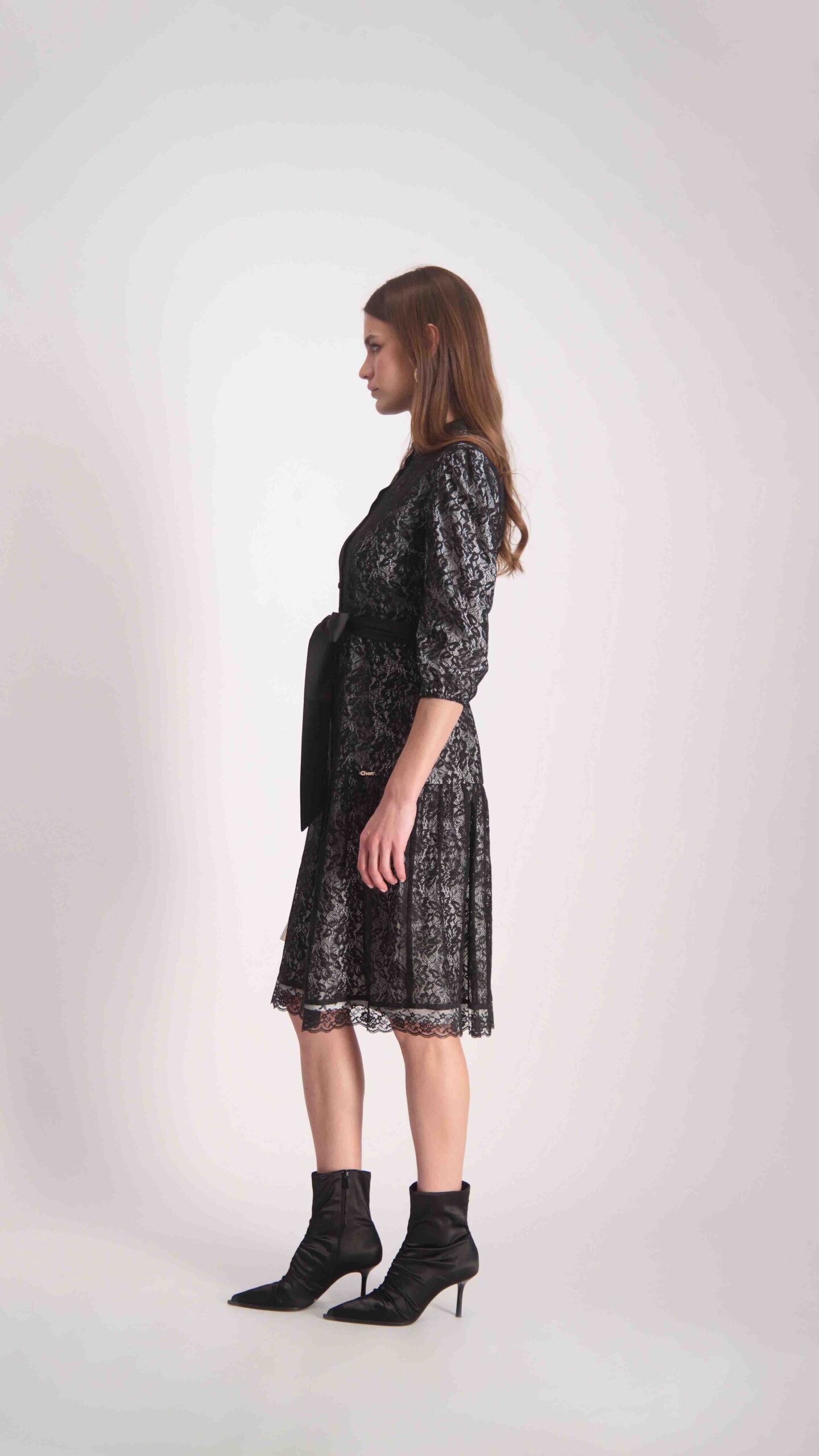 שמלת רוז שחור – תמונה 3