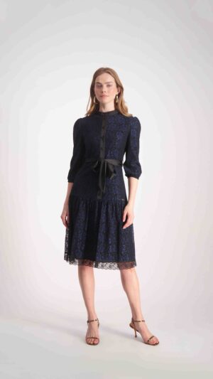 שמלת רוז נייבי