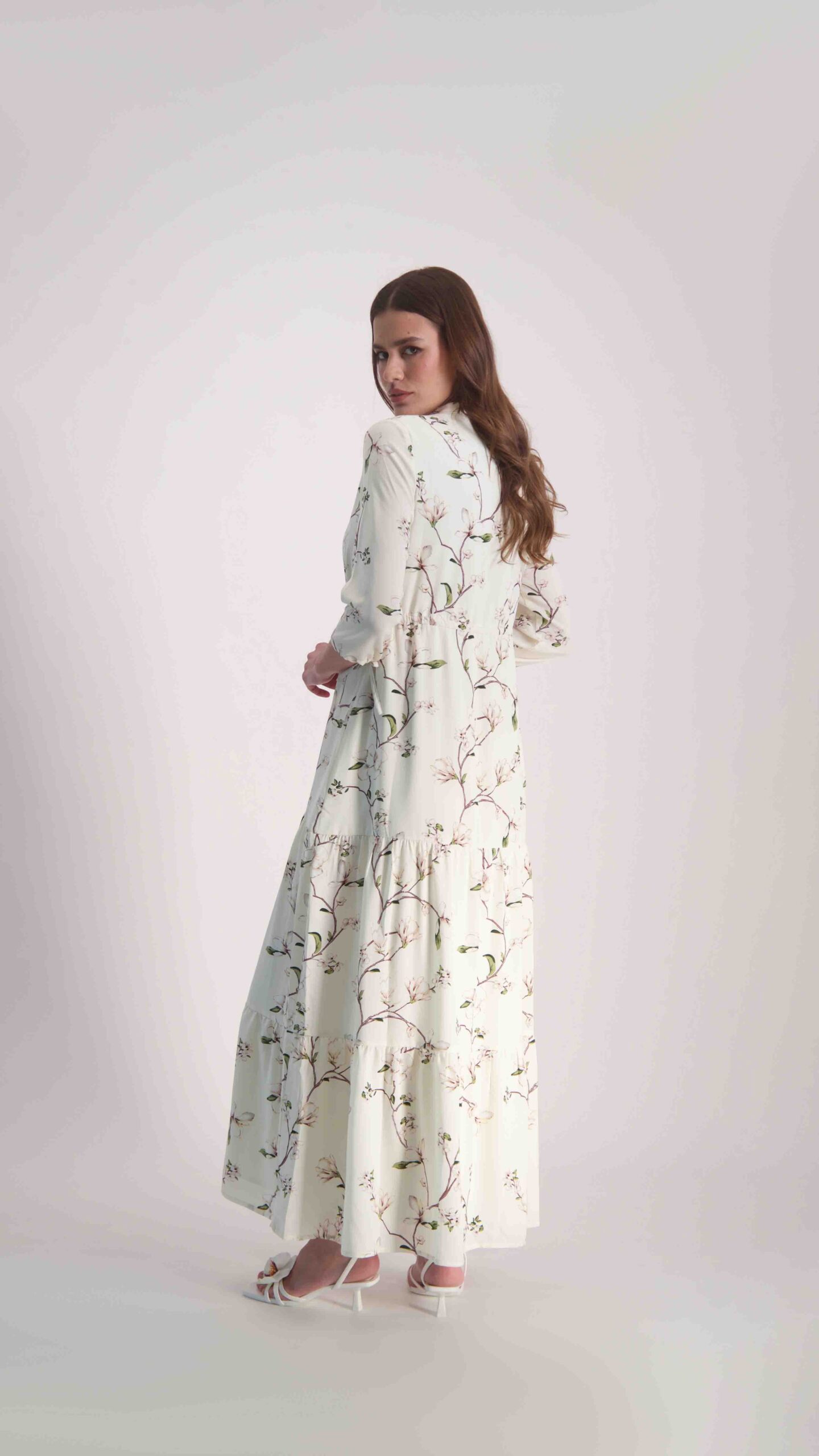 שמלת שירה קרם – תמונה 3