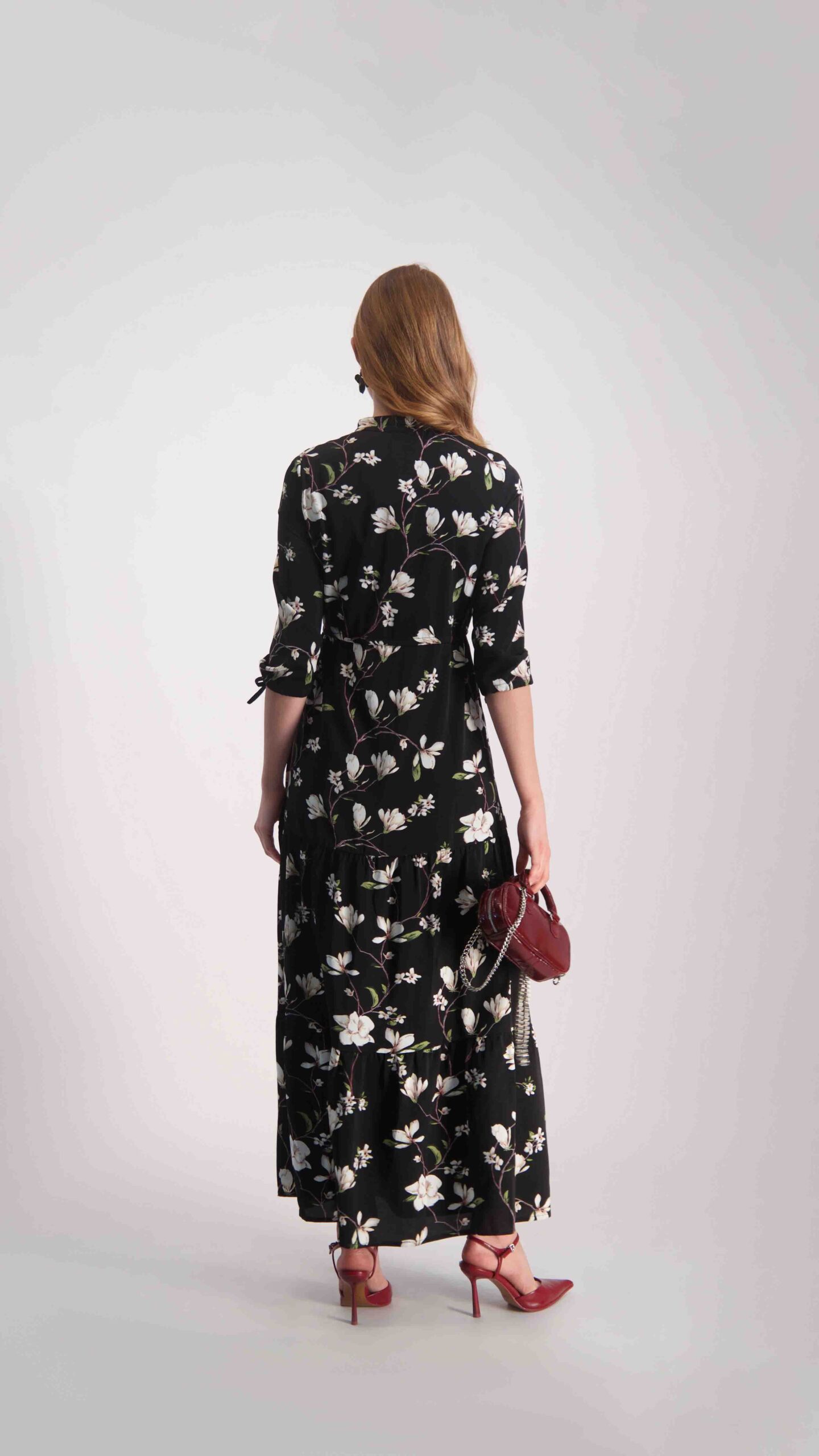 שמלת שירה שחור – תמונה 4