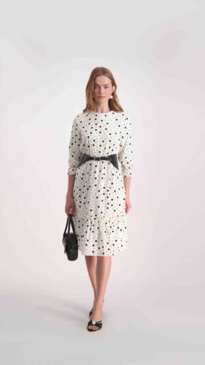 שמלת אורי לבן